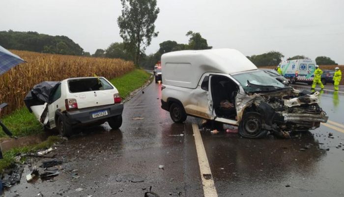 Virmond - Duas pessoas morrem e duas ficam gravemente feridas em acidente na BR 277 